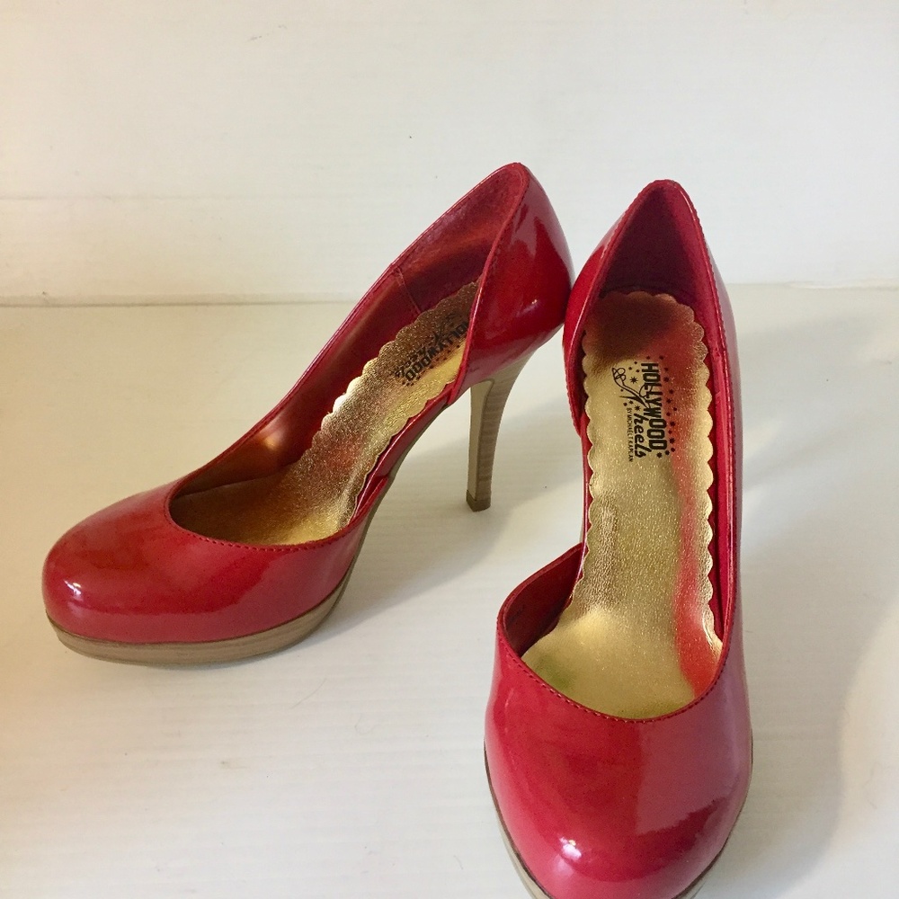 Hollywood Heels, Platform Shoes, red, Size 6.5